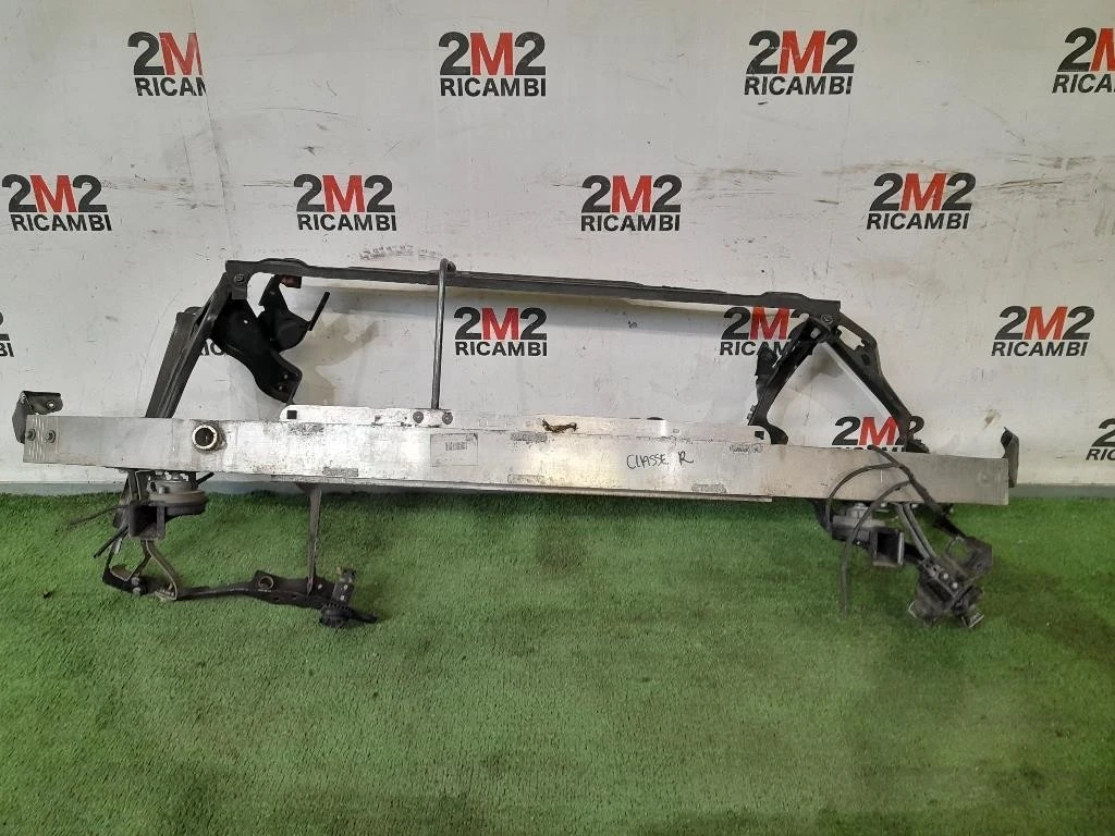 Rivestimento Frontale ANT RIVESTIMENTO FRONTALE ANT Mercedes Classe R W251 2006