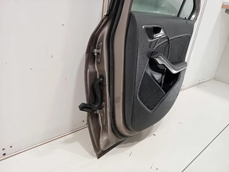 Porta POST DX A1767300205 Mercedes Classe A W176 2013