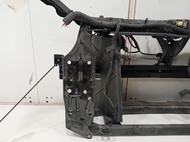 Rivestimento Frontale ANT 62500JD20A Nissan Qashqai I 2007