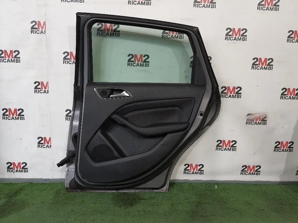 Porta POST DX NUDA A2467300205 Mercedes Classe B W246 2014