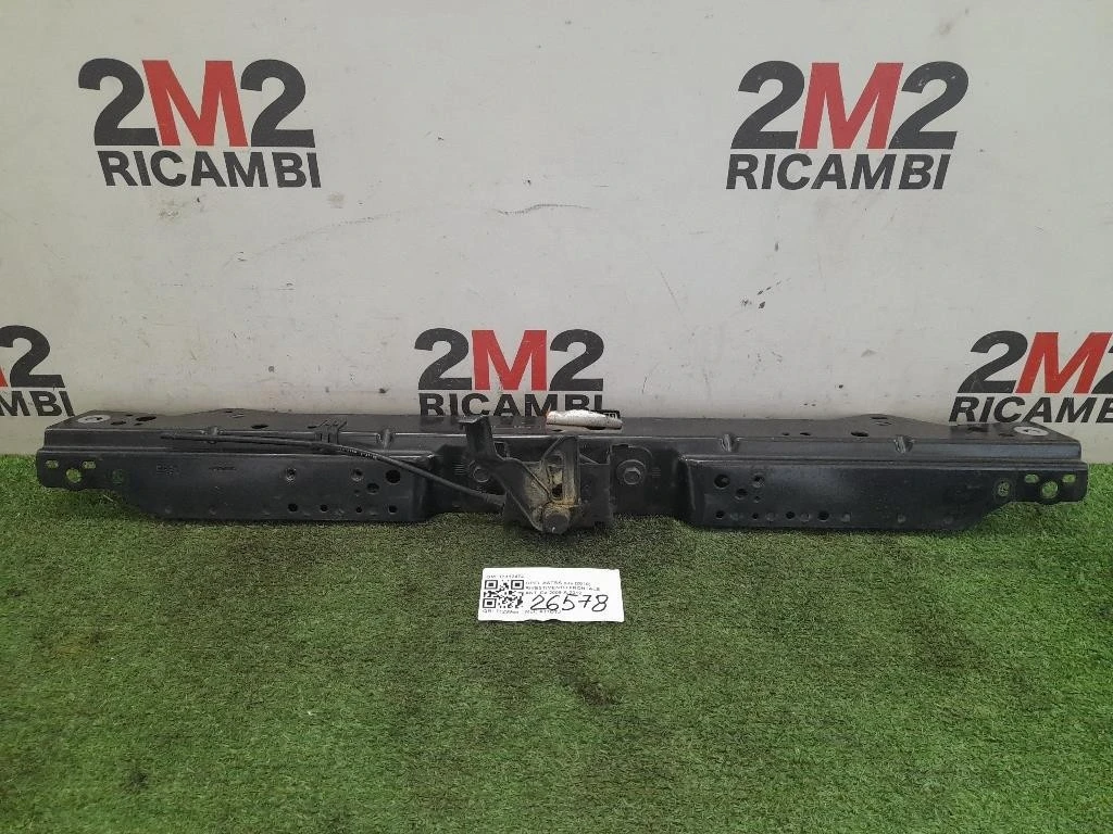 Rivestimento Frontale ANT 13312474 Opel Astra J 2010