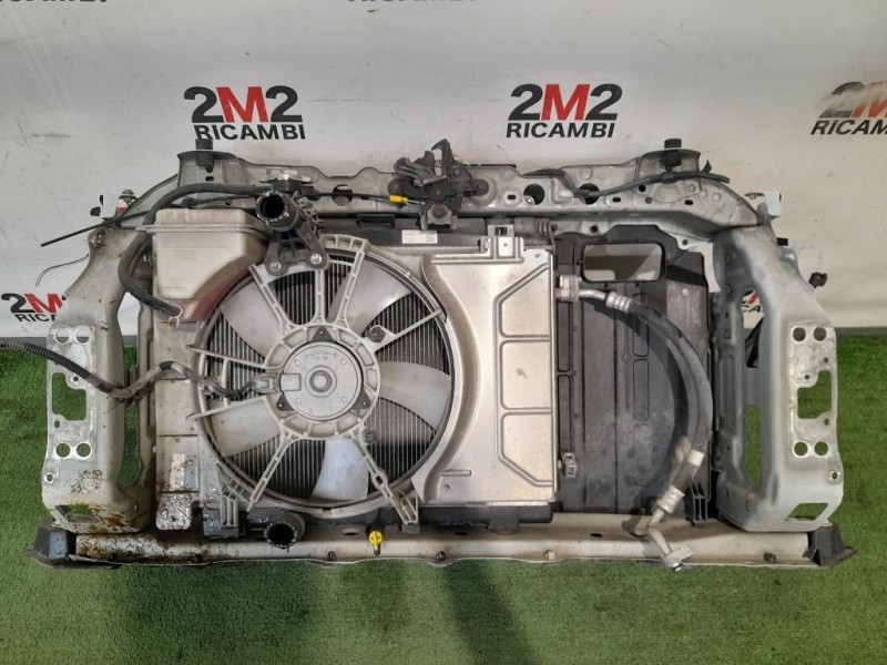 Rivestimento Frontale ANT RIVESTIMENTO FRONTALE YARIS 2014- Toyota Yaris IV 2014