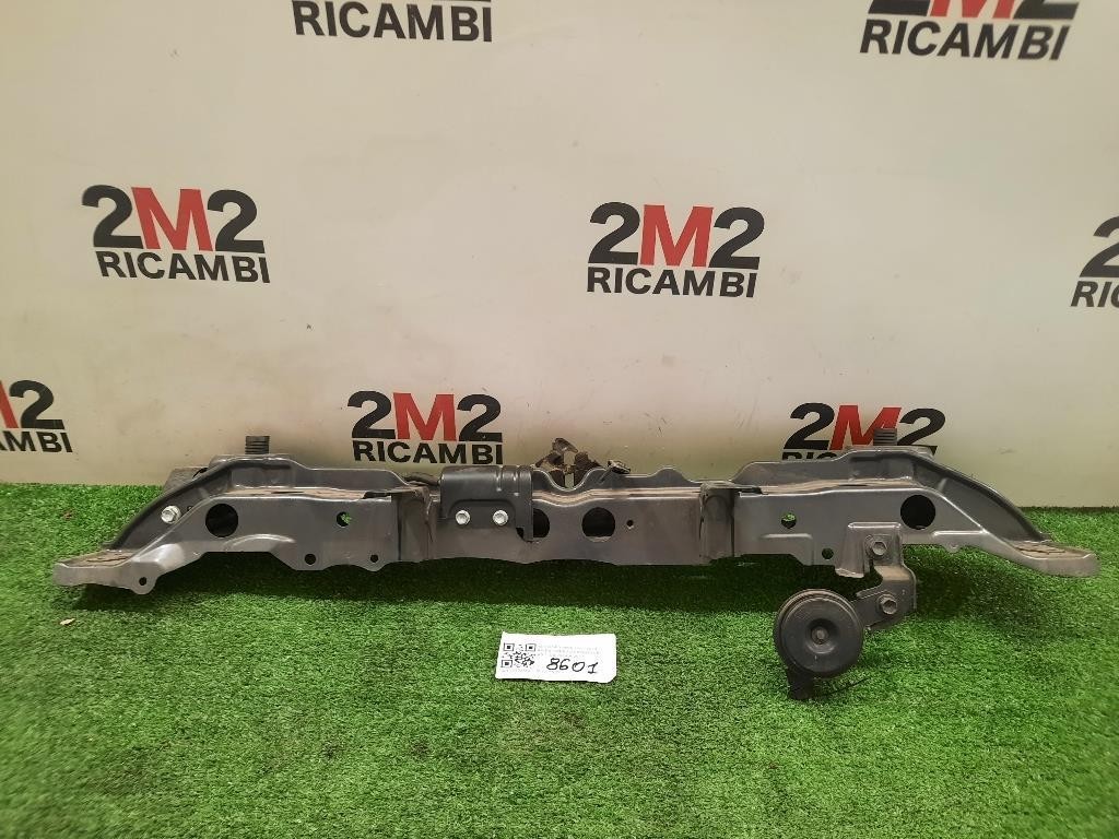 Rivestimento Frontale ANT Toyota Yaris IV 2014