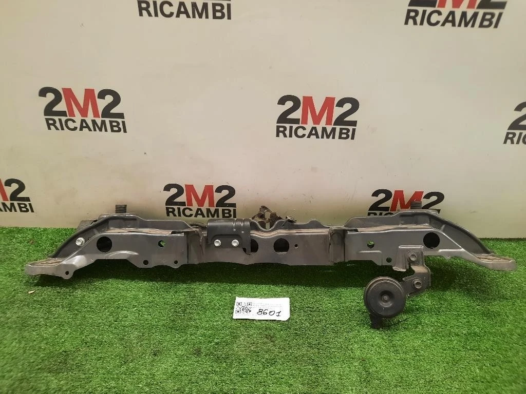 Rivestimento Frontale ANT Toyota Yaris IV 2014