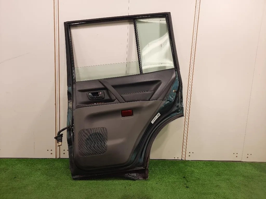 Porta POST DX  Mitsubishi Pajero III 2000