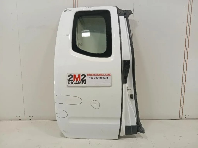 Porta POST DX 82100EB30J Nissan Navara 2010