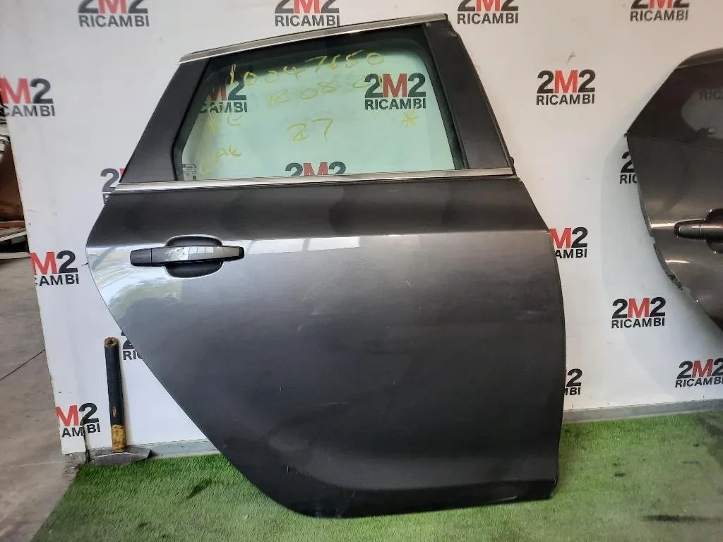 Porta POST DX NUDA 13301547 Opel Astra J SW 2010