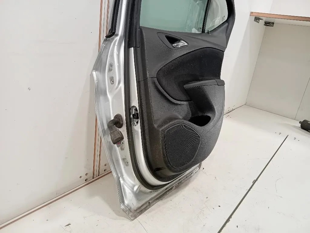 Porta POST DX 39094743 Opel Astra K 2016