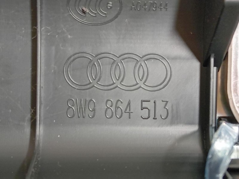 Rivestimento Lamiera POST 8W9864513 Audi A4 8W5 Avant 2015