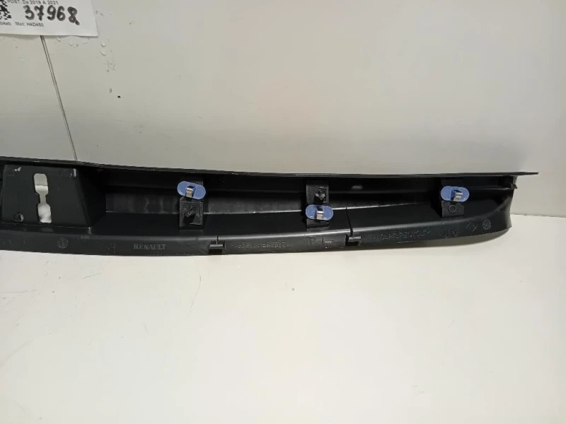 Rivestimento Lamiera POST 849930170R Dacia Duster II 2018