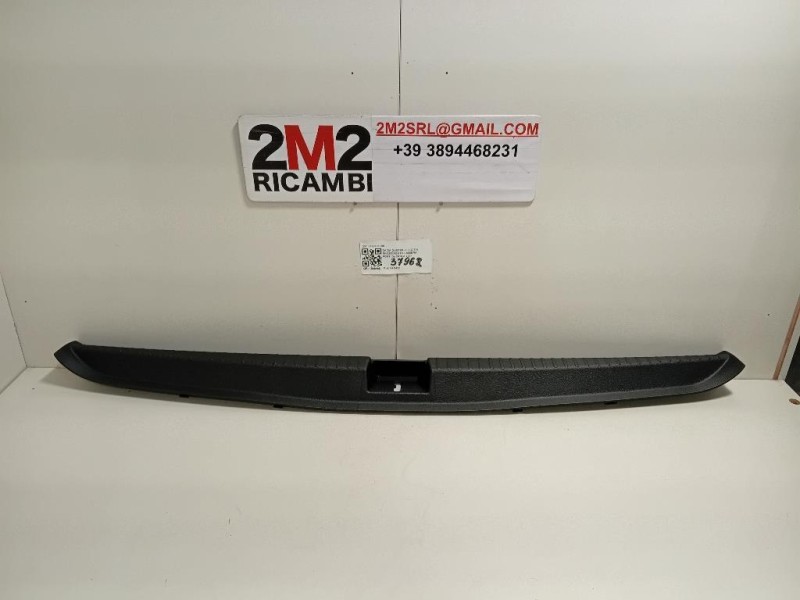 Rivestimento Lamiera POST 849930170R Dacia Duster II 2018