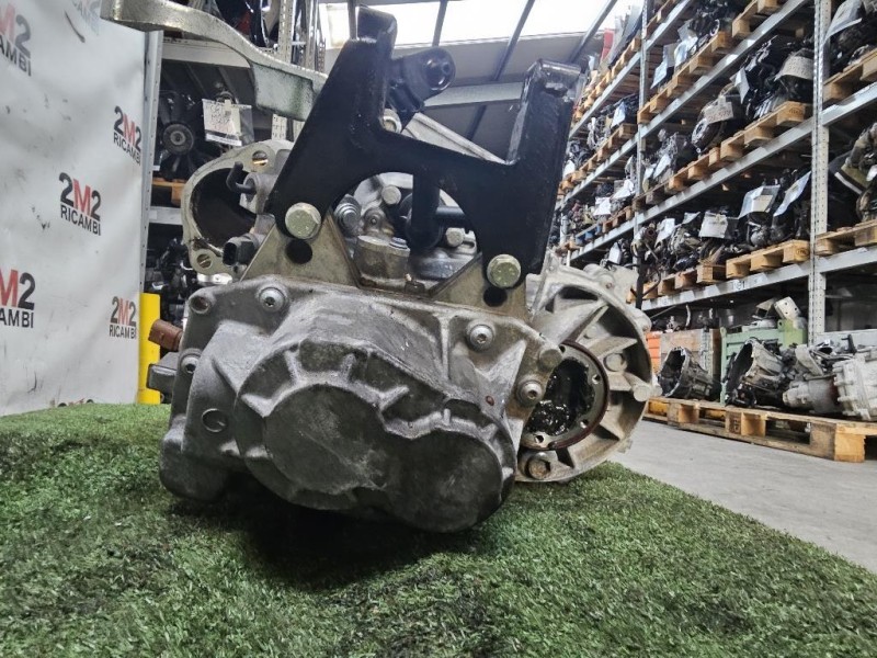 Cambio PNW 02U300050T Audi A1 8XF Sportback 2015