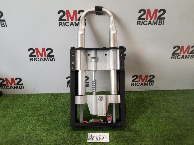 Porta POST DX 22805993 Opel Insignia A SW 2009
