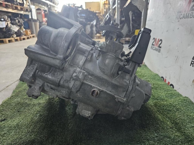 Cambio PNW 02U300050T Audi A1 8XF Sportback 2015