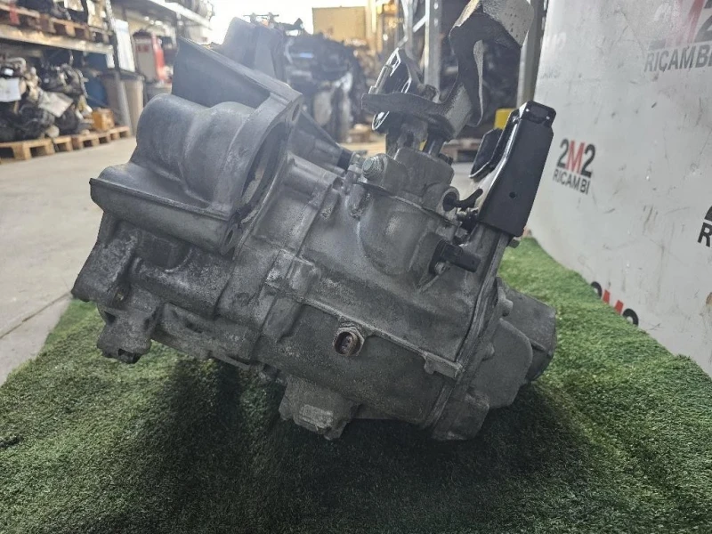 Cambio PNW 02U300050T Audi A1 8XF Sportback 2015