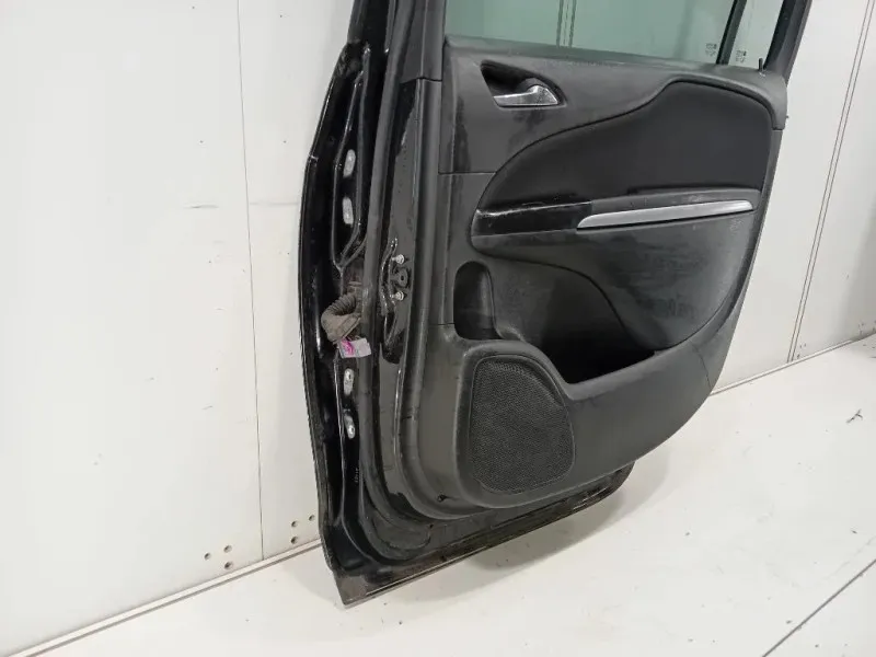 Porta POST DX Opel Zafira C 2012