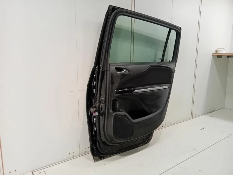 Porta POST DX  Opel Zafira C 2012