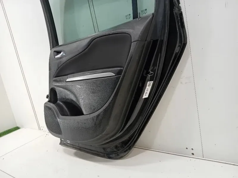 Porta POST DX Opel Zafira C 2012