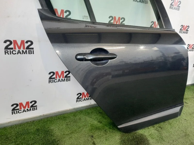 Porta POST DX 821006386R Renault Mégane III 2012