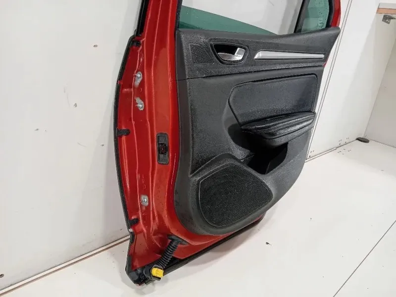 Porta POST DX 821001172R Renault Mégane IV 2016