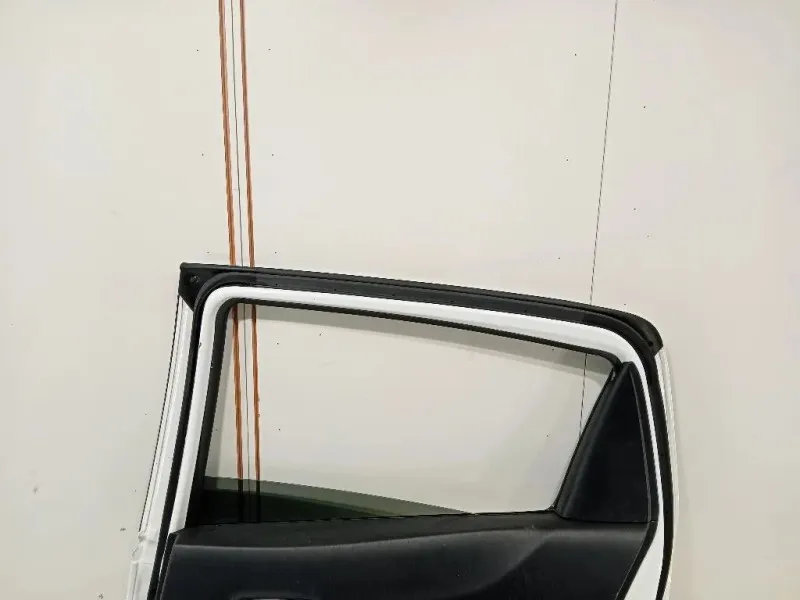 Porta POST DX 670030D190 Toyota Yaris IV 2012