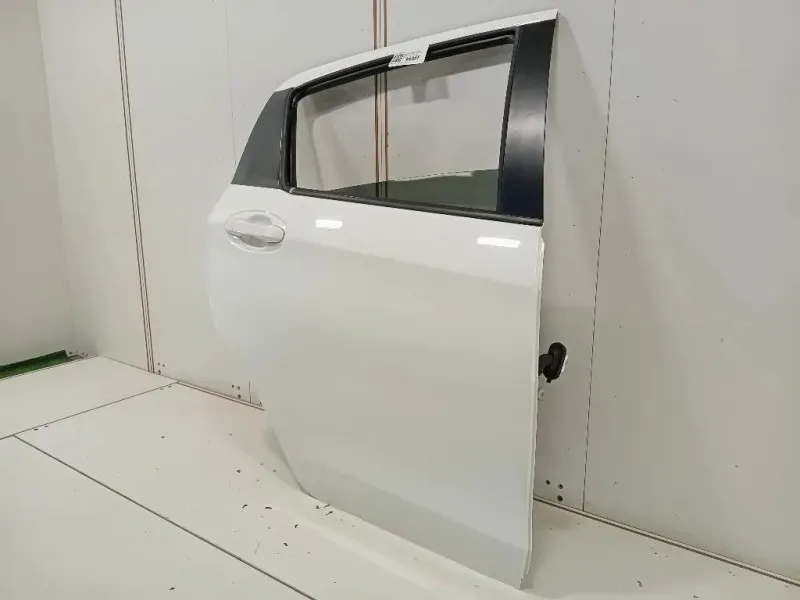 Porta POST DX 670030D190 Toyota Yaris IV 2012