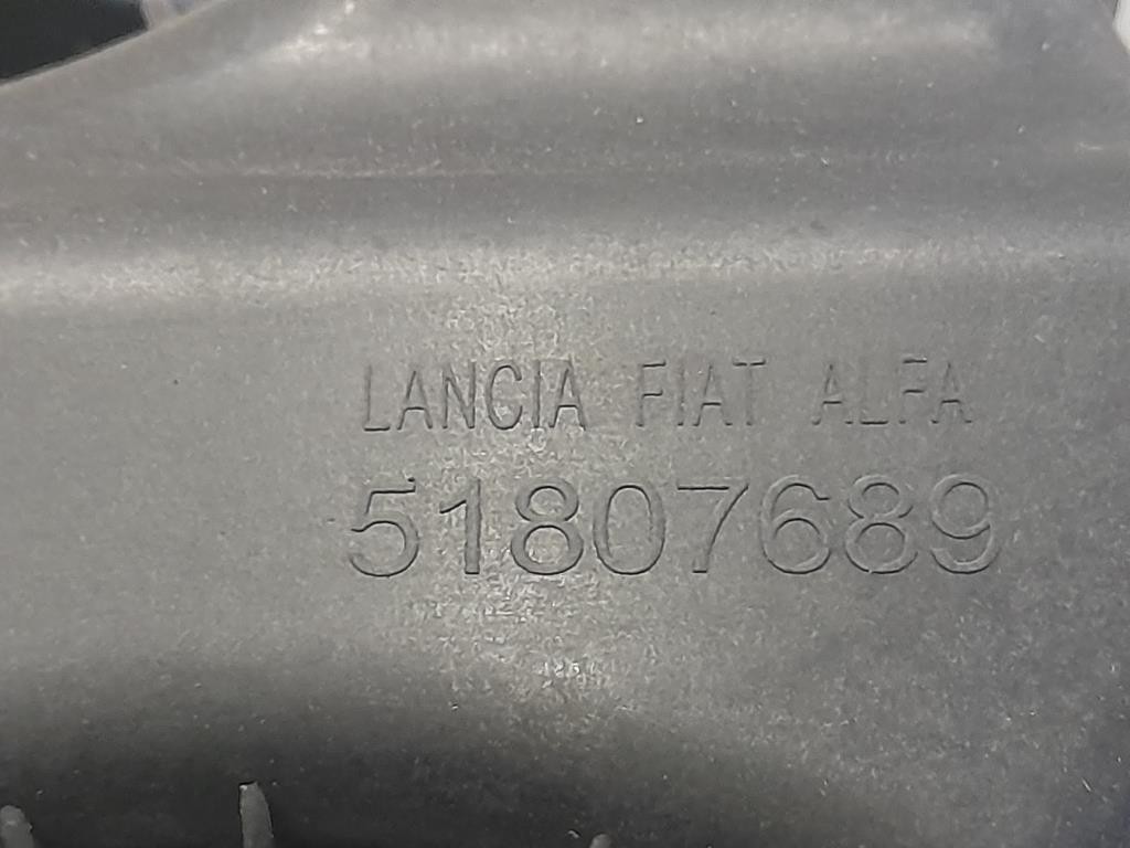 Porta POST DX 670030D190 Toyota Yaris IV 2012
