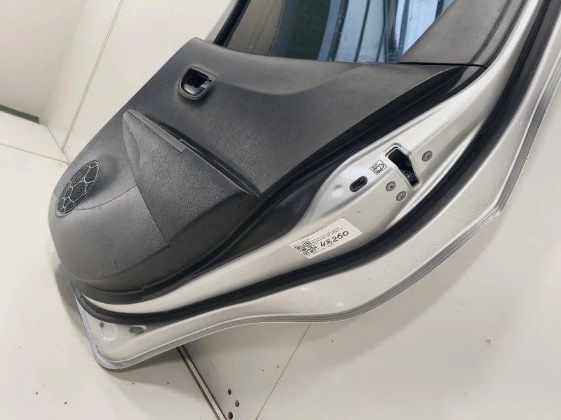 Porta POST DX 670030D190 Toyota Yaris IV 2012