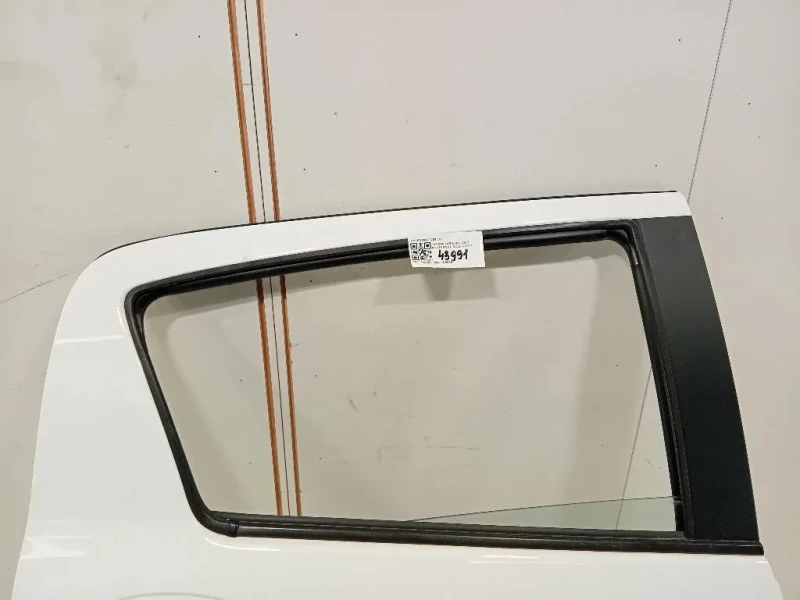 Porta POST DX 670030D190 Toyota Yaris IV 2017