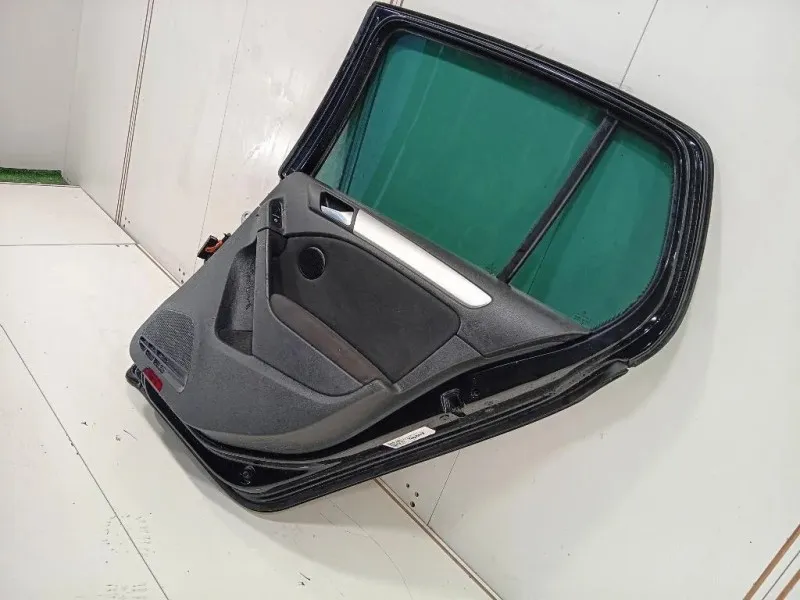 Porta POST DX 5K6833056J Volkswagen GOLF VI 2009