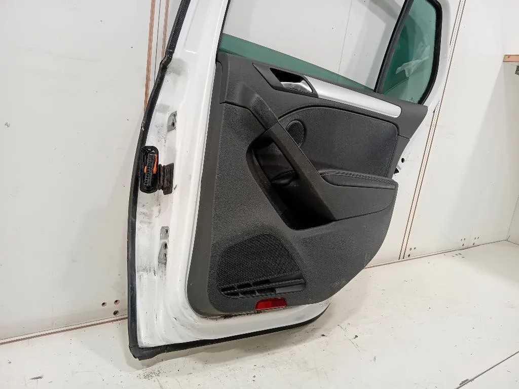 Porta POST DX 1K9833055B Volkswagen GOLF VI Variant 2009