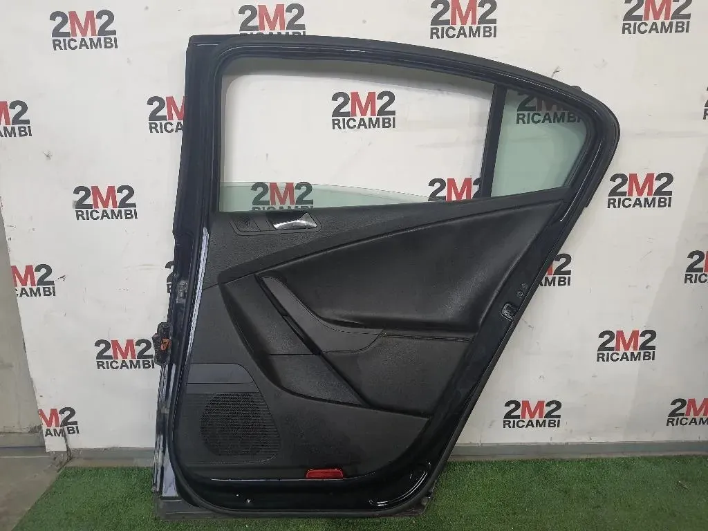 Porta POST DX 3C5833056H Volkswagen Passat V 2005