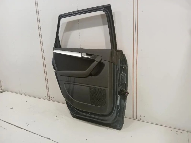 Porta POST SX 8P4833051A Audi A3 8PA Sportback 2010