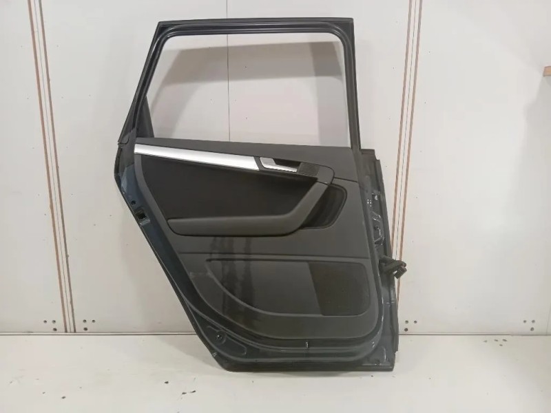 Porta POST SX 8P4833051A Audi A3 8PA Sportback 2010