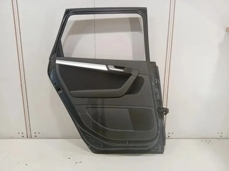 Porta POST SX 8P4833051A Audi A3 8PA Sportback 2010