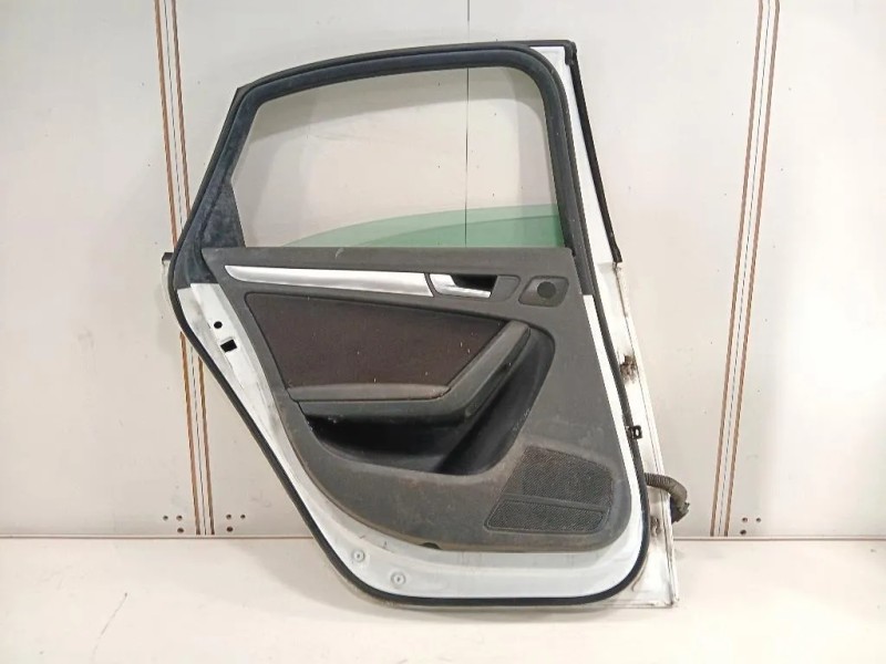 Porta POST SX 8K5833051C Audi A4 8K2 2008