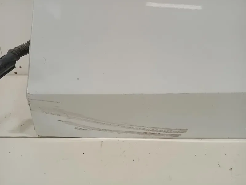 Porta POST SX 8K5833051C Audi A4 8K2 2008