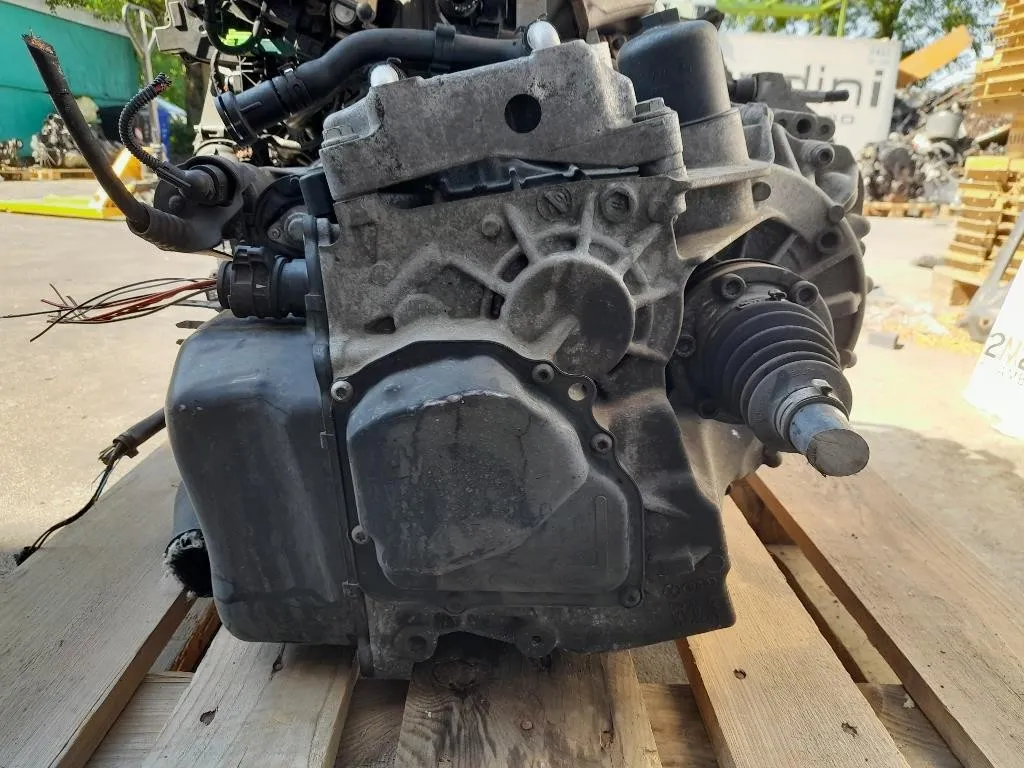 Cambio BZB 02E301107 Audi A3 8PA Sportback 2004