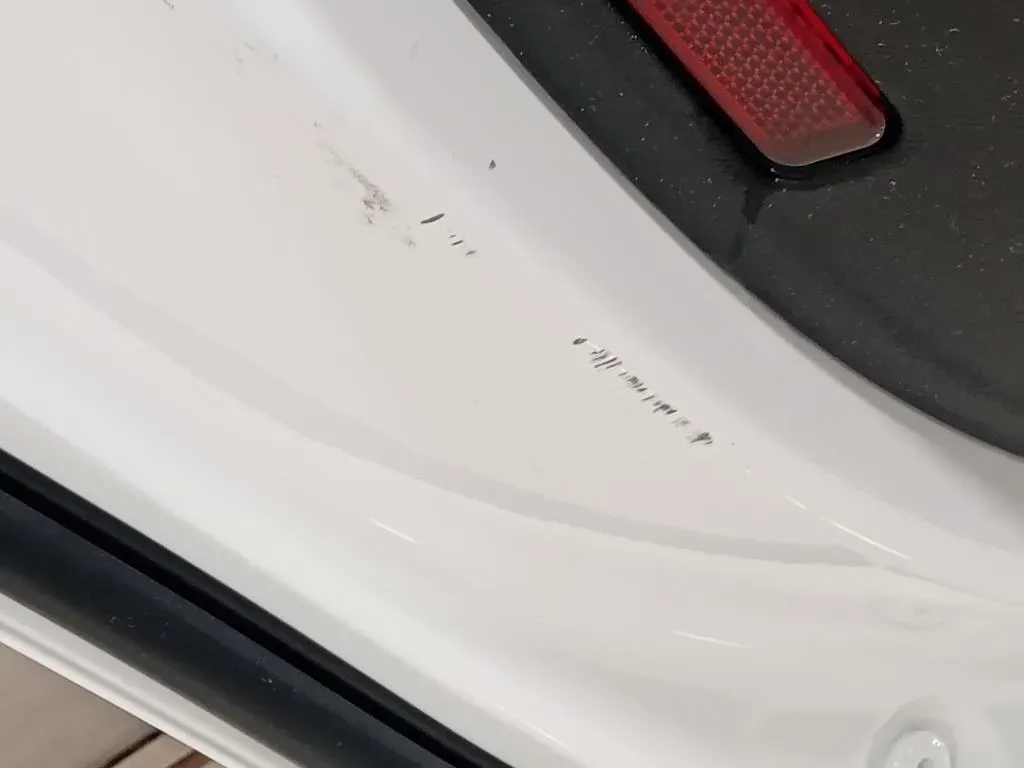 Porta POST SX 8K5833051C Audi A4 8K2 2008