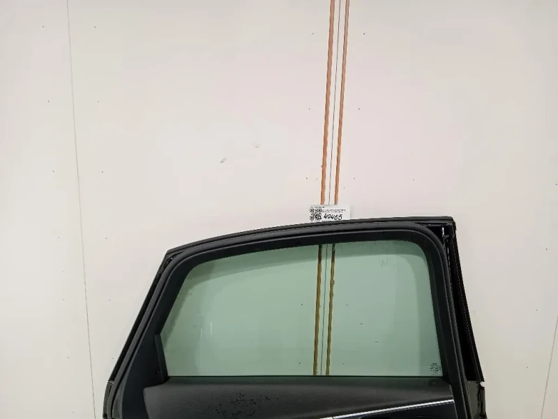 Porta POST SX 8W5833051B Audi A4 8W2 2015