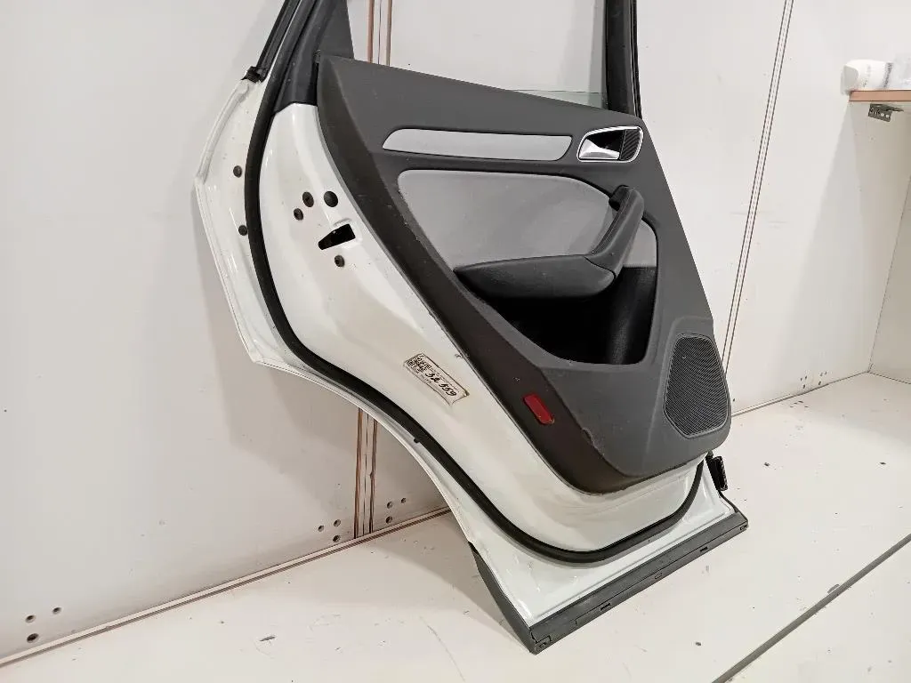 Porta POST SX 8U0833051 Audi Q3 8UB 2012