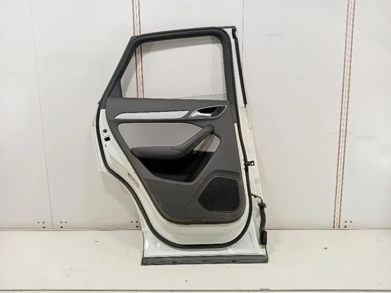 Porta POST SX 8U0833051 Audi Q3 8UB 2012
