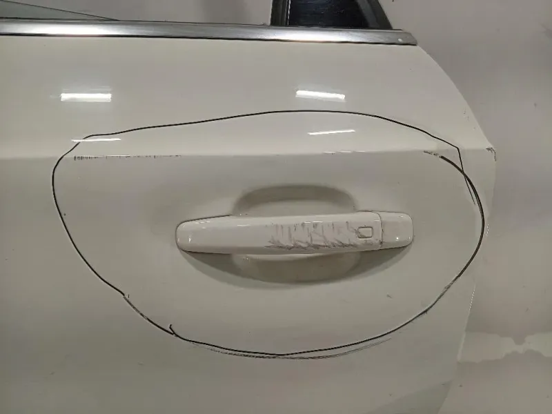 Porta POST SX 8U0833051 Audi Q3 8UB 2012