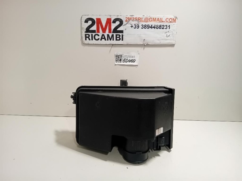 Porta POST SX 8U0833051 Audi Q3 8UB 2012