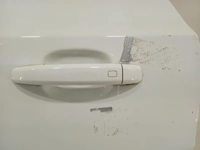 Porta POST SX 8R0833051B Audi Q5 8RB 2012