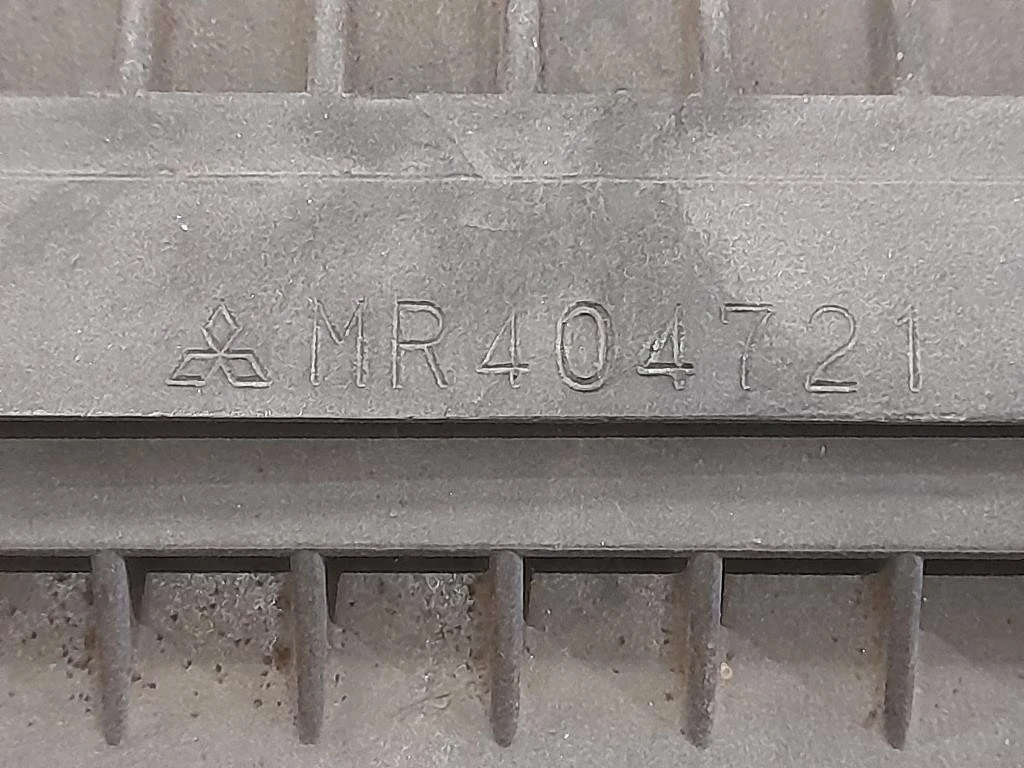 Scatola Filtro ARIA MR404721 Mitsubishi Pajero III 2000
