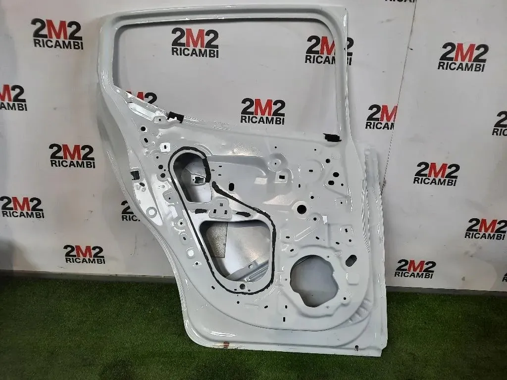 Porta POST SX 821017625R Dacia Sandero II 2016