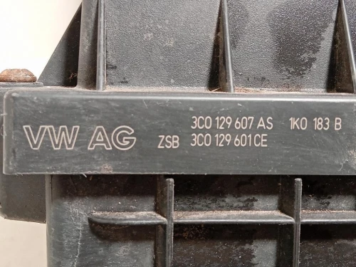 Scatola Filtro ARIA 3C0 129 607 AS Volkswagen Touran III 2010