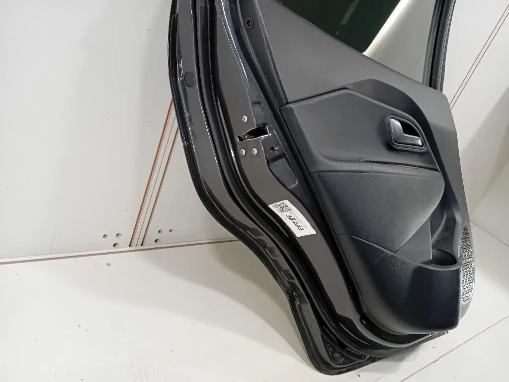 Porta POST SX 770031W210 Kia RIO III 2012