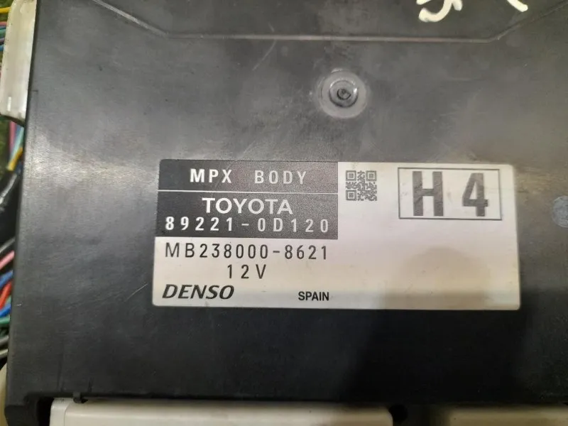 Computer DI Bordo 892210D120 Toyota Yaris IV 2014